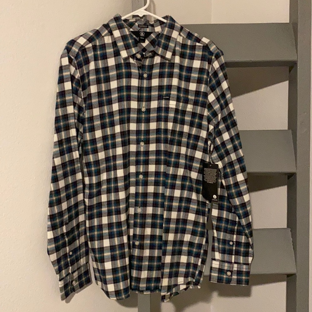 Volcom flannel - never worn